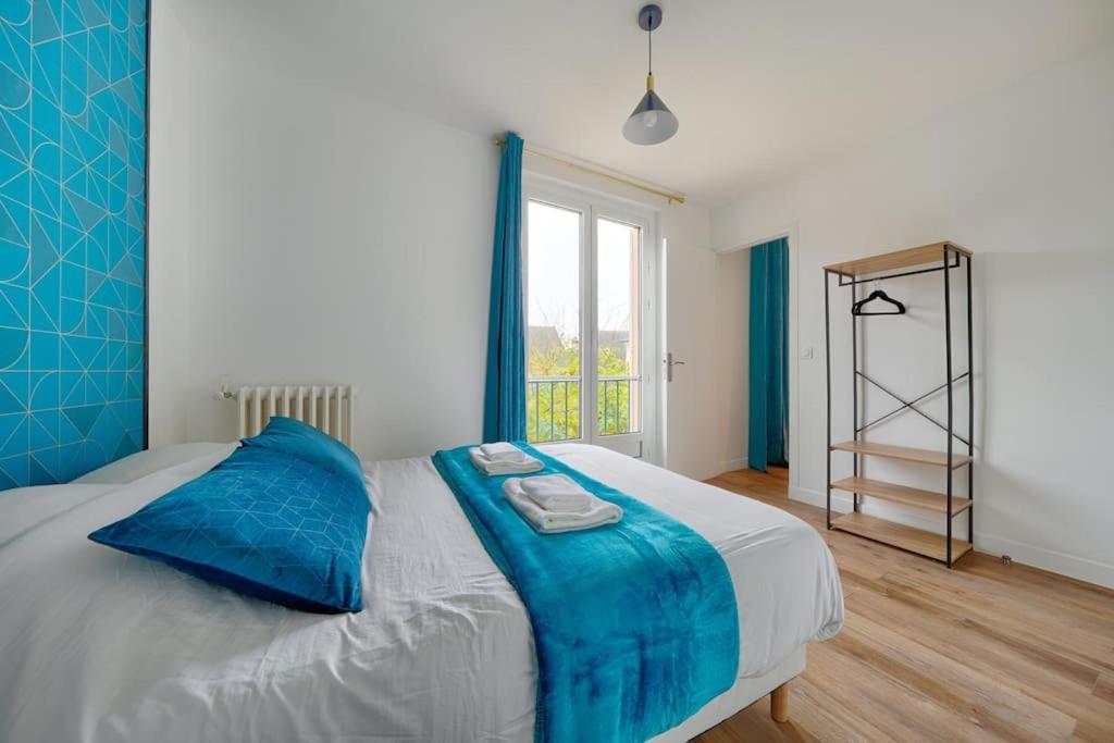 Welcome To Blue Dream House Marly le Roi Bagian luar foto