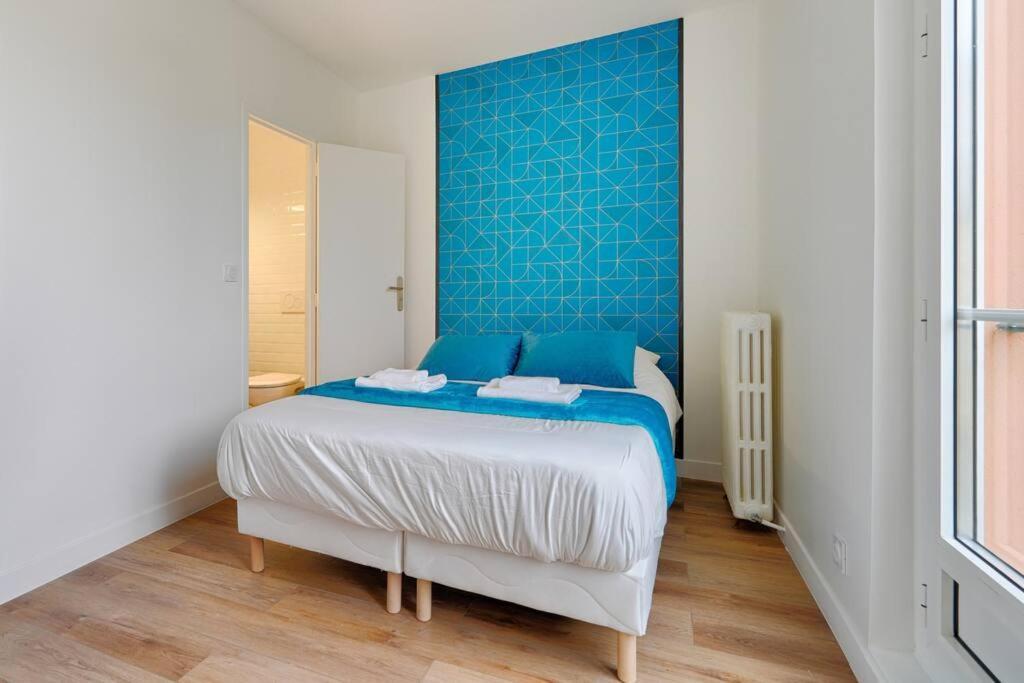 Welcome To Blue Dream House Marly le Roi Bagian luar foto